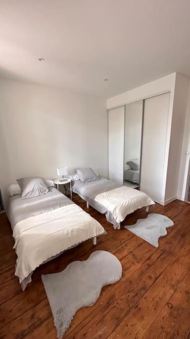 Вилла Maison Entierement Renovee Ambares-et-Lagrave Экстерьер фото